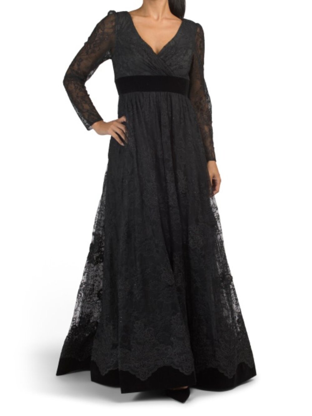 MAC DUGGAL Long Sleeve Lace Gown